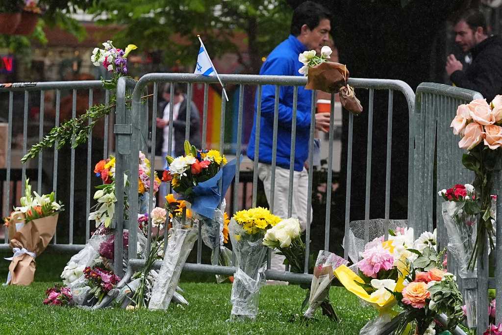 Man pleads guilty to federal hate crimes in deadly firebomb attack on Colorado demonstrators — Bayside Community news