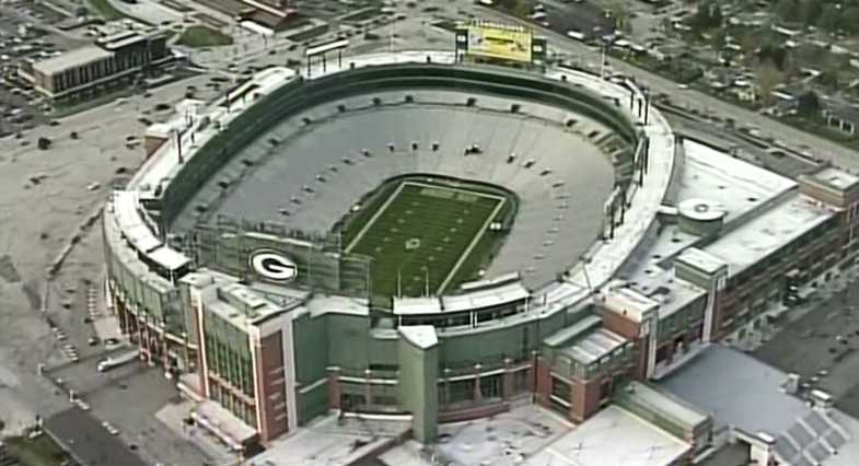 'Rogue drone' interrupts Packers game — Bayside Sports news